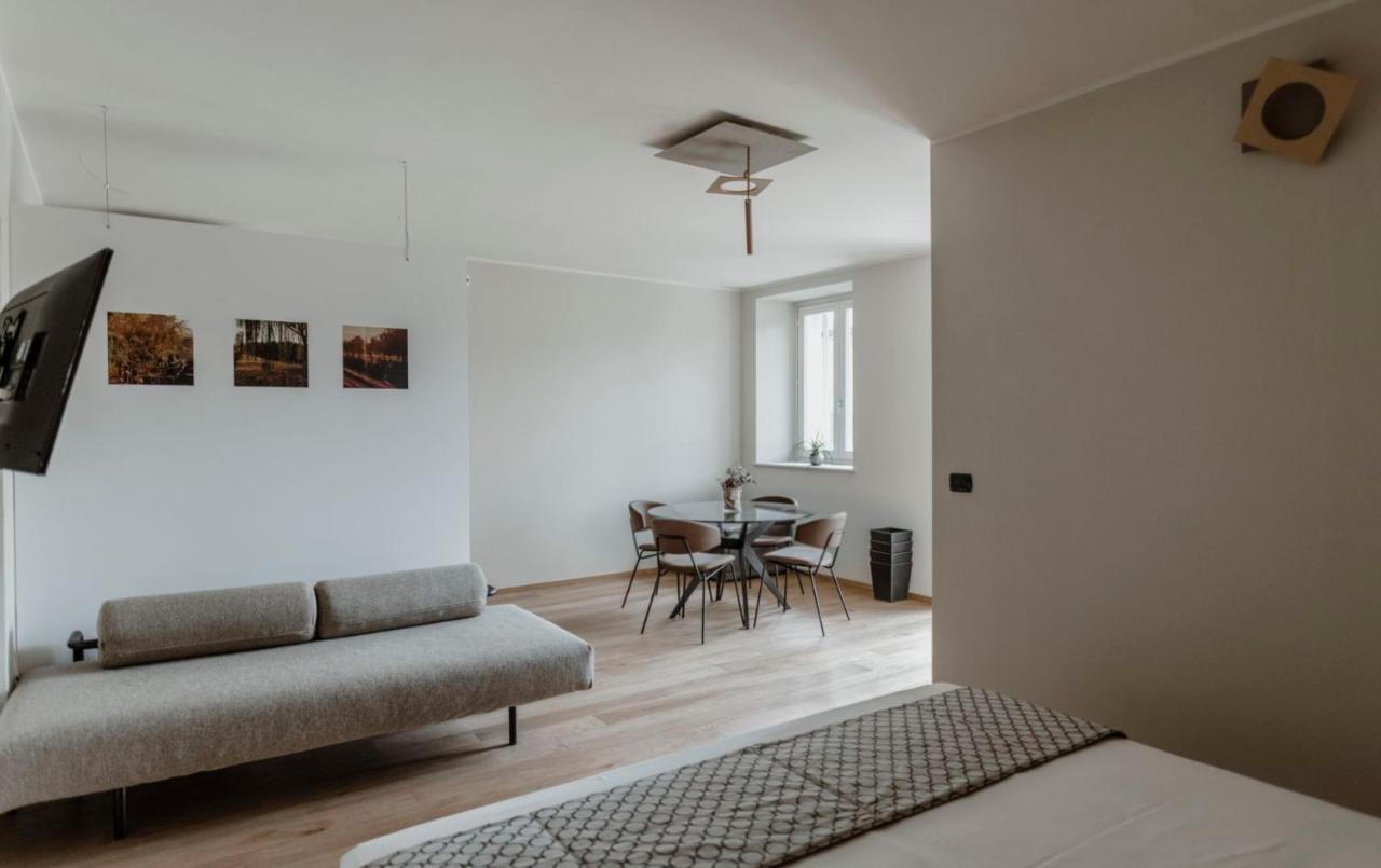 Parco Reala // Rural - Luxury - Rooms Corneliano d'Alba Ngoại thất bức ảnh
