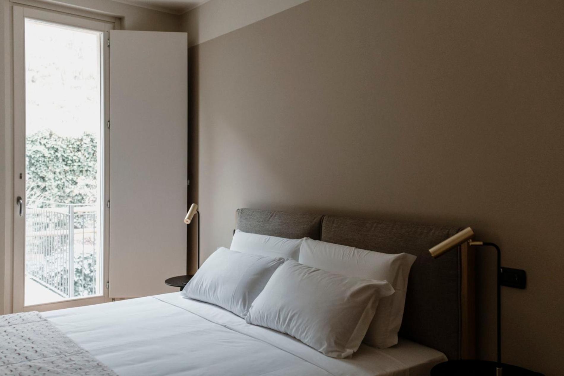 Parco Reala // Rural - Luxury - Rooms Corneliano d'Alba Phòng bức ảnh
