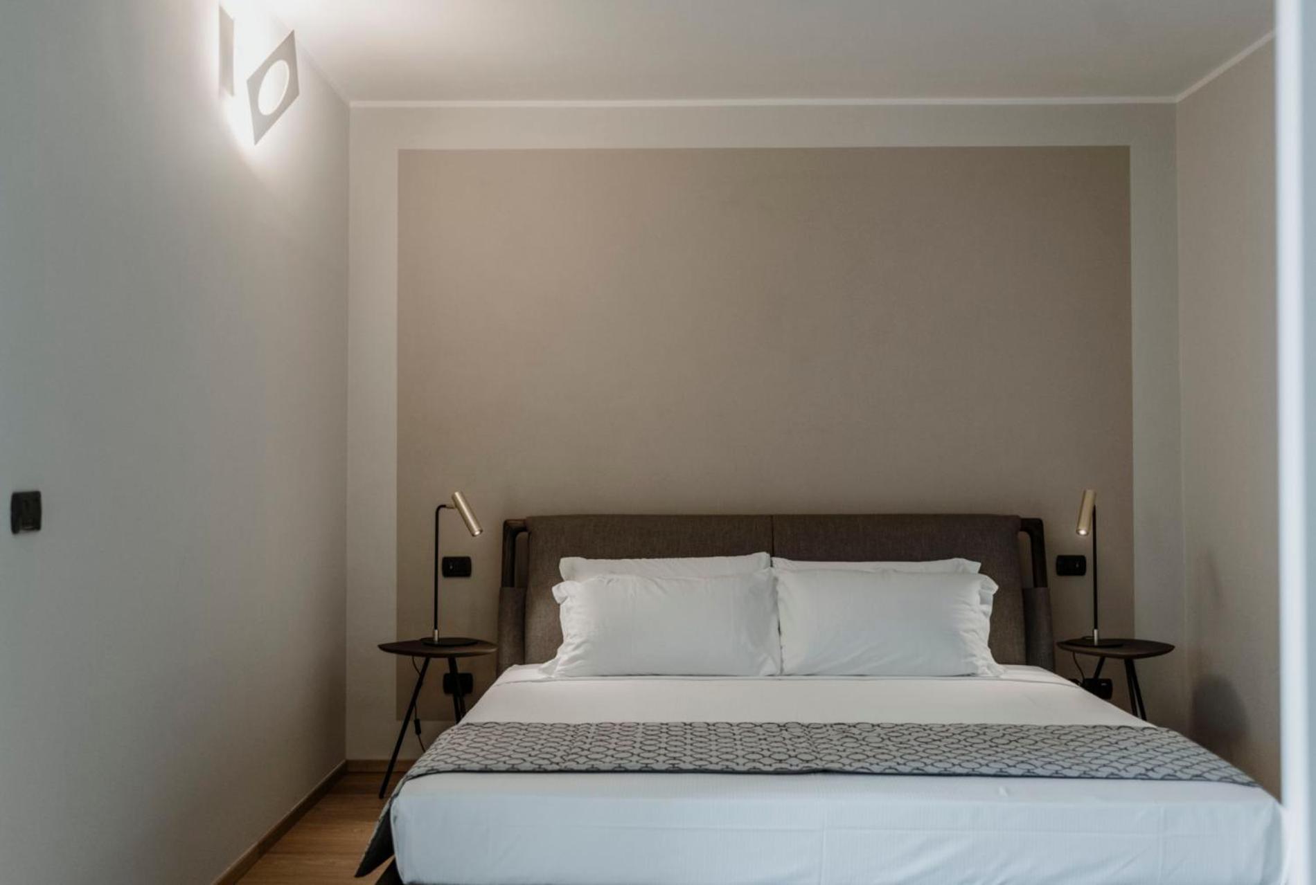 Parco Reala // Rural - Luxury - Rooms Corneliano d'Alba Phòng bức ảnh